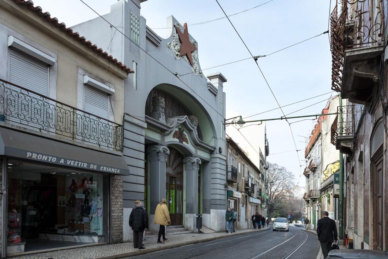 Lovelystay - Sunny Flat W/ Balcony Overseeing Graca And River Lisboa Exterior foto